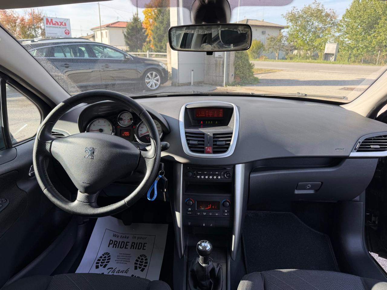 Peugeot 207 1.6 Benzina Neopatentati