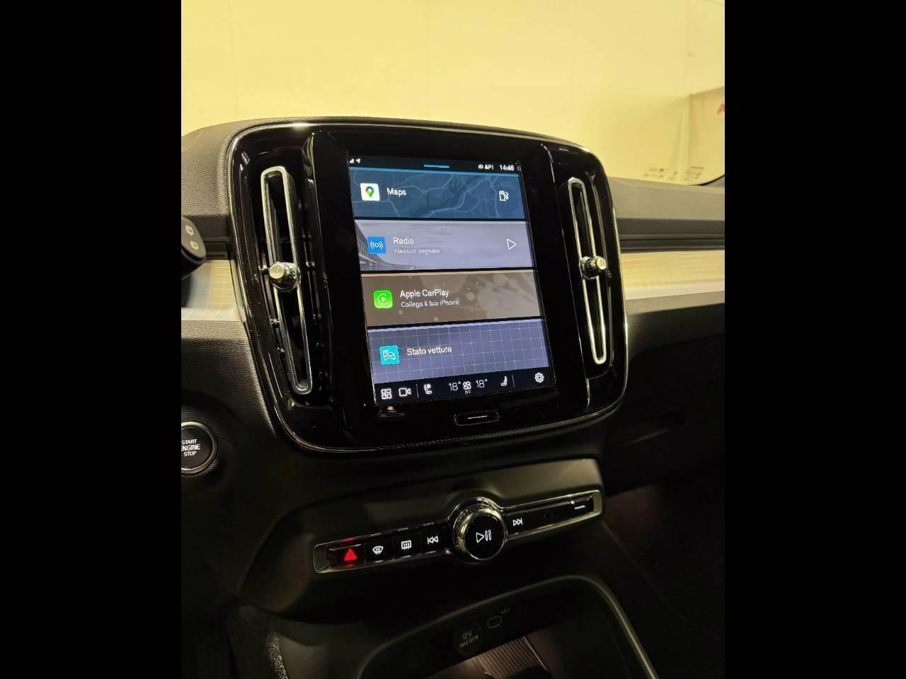 VOLVO XC40 B3 CORE AUTO