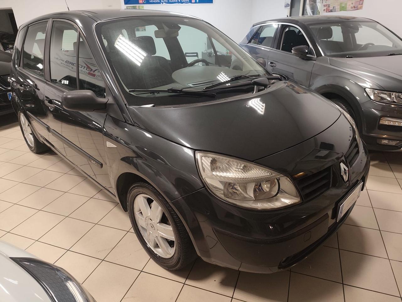 Renault Scenic Scénic 1.5 dCi/105CV Dynamique