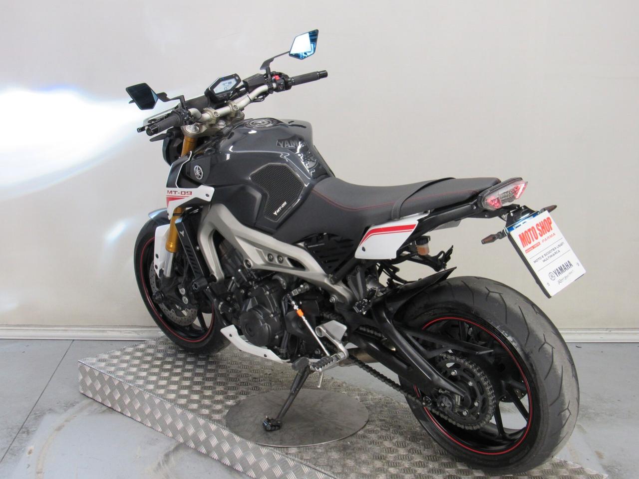 Yamaha MT-09 Street Rally SCARICO SC PROJECT