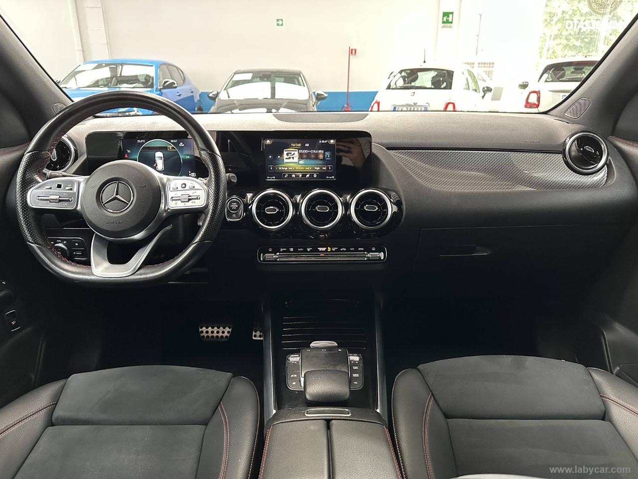 MERCEDES-BENZ GLA 200 Automatic Premium