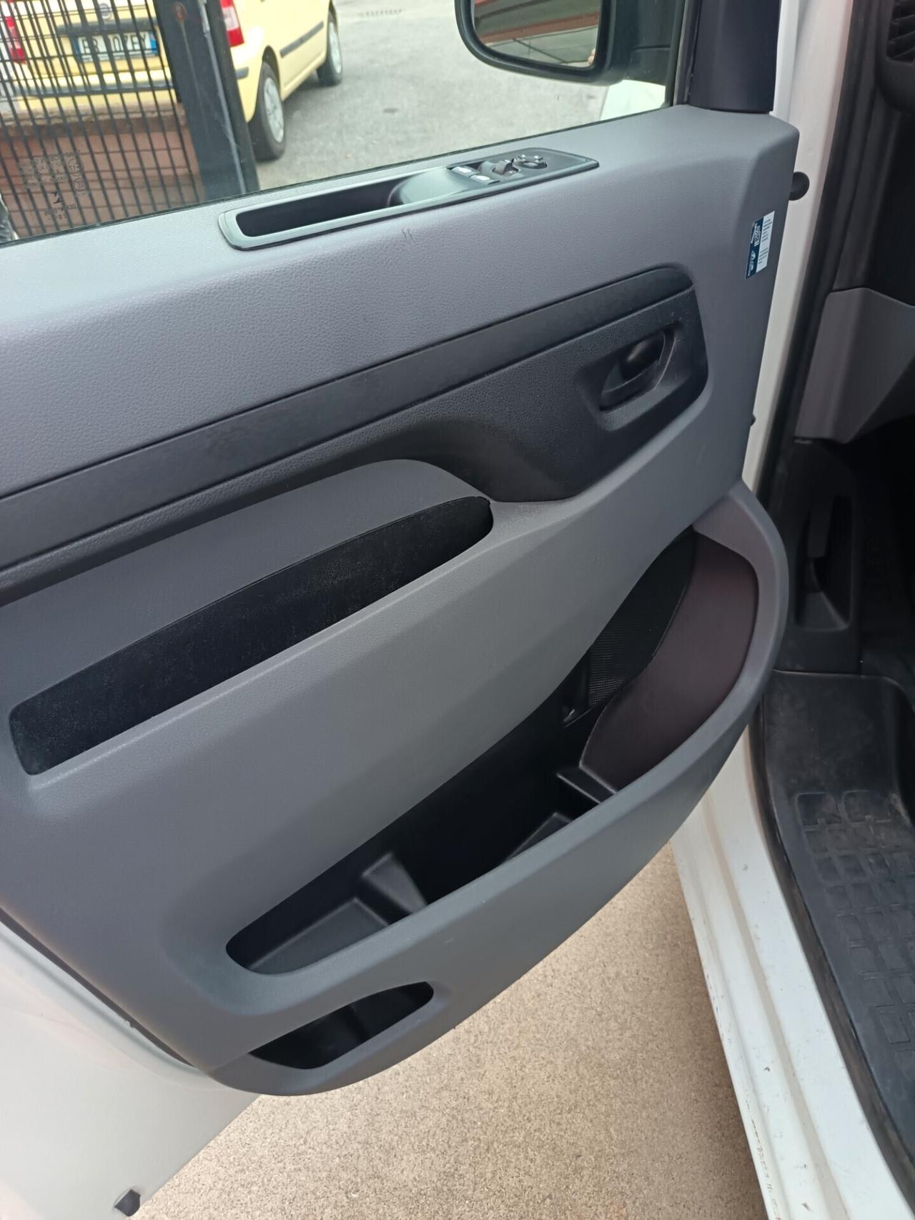 Vivaro 1.5 Diesel 120CV S&S PL-TN M Furgone Enjoy