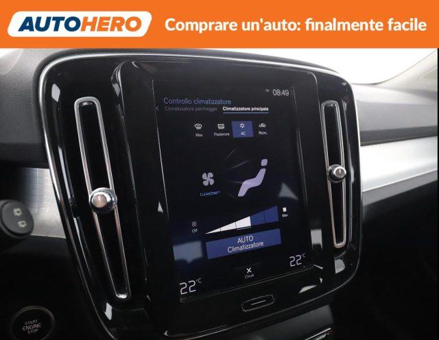 VOLVO XC40 D3 AWD Momentum Pro