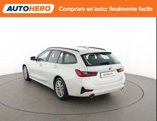 BMW 320 e Touring Business Advantage