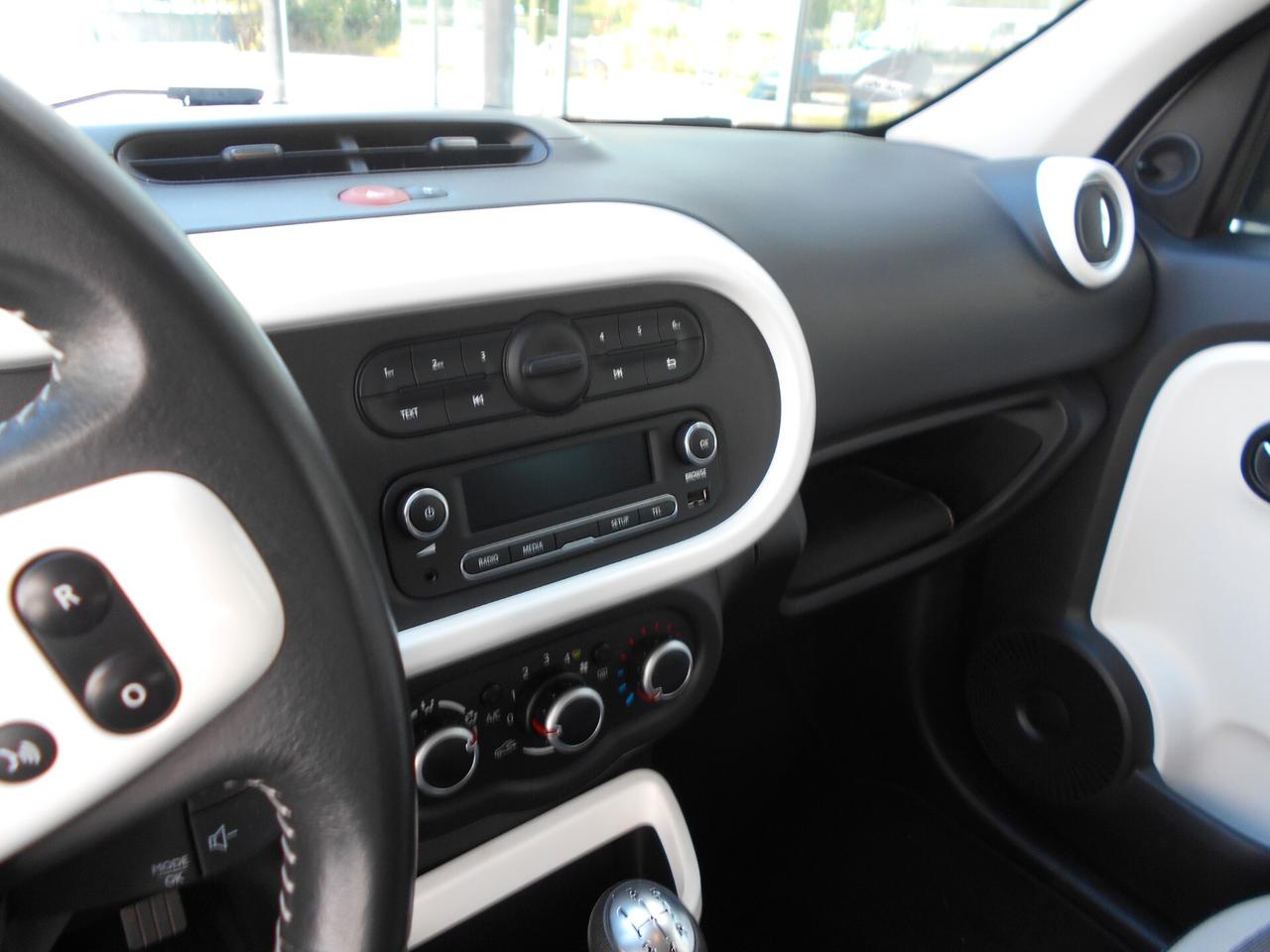 RENAULT TWINGO 1.0 SCE