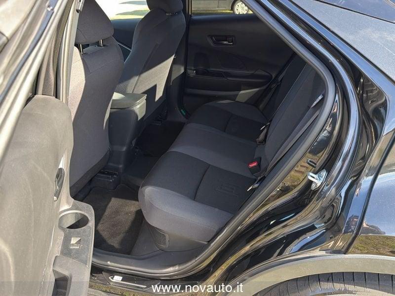 Toyota C-HR 2.0 PHEV E-CVT Trend