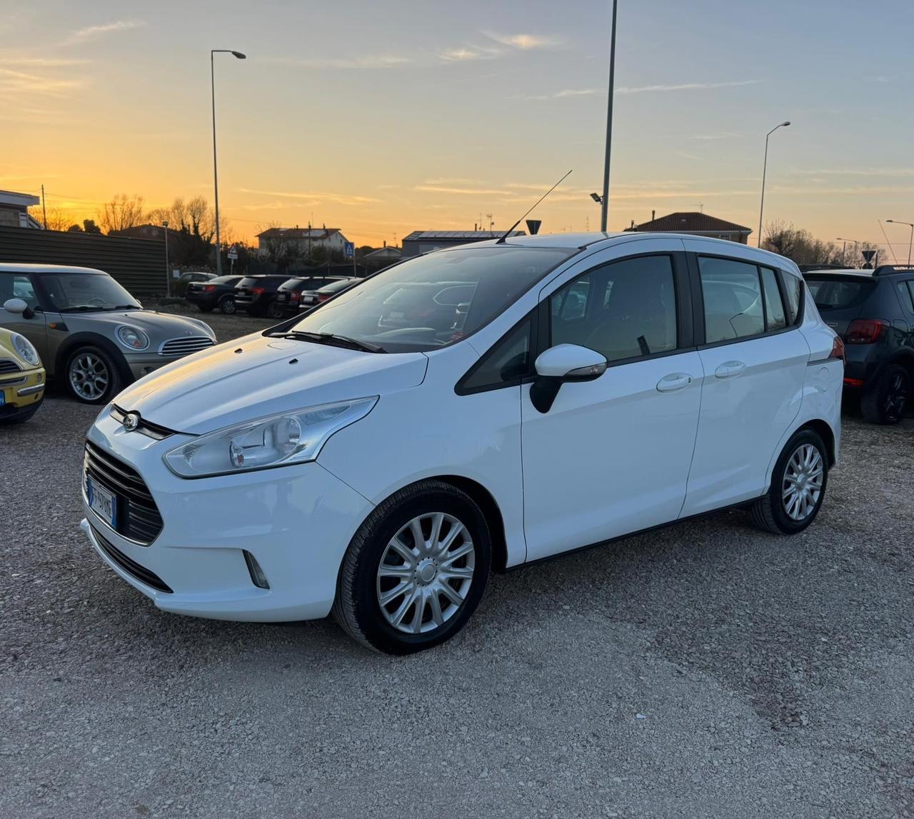 Ford B-Max 1.4 90 CV GPL Business Titanium