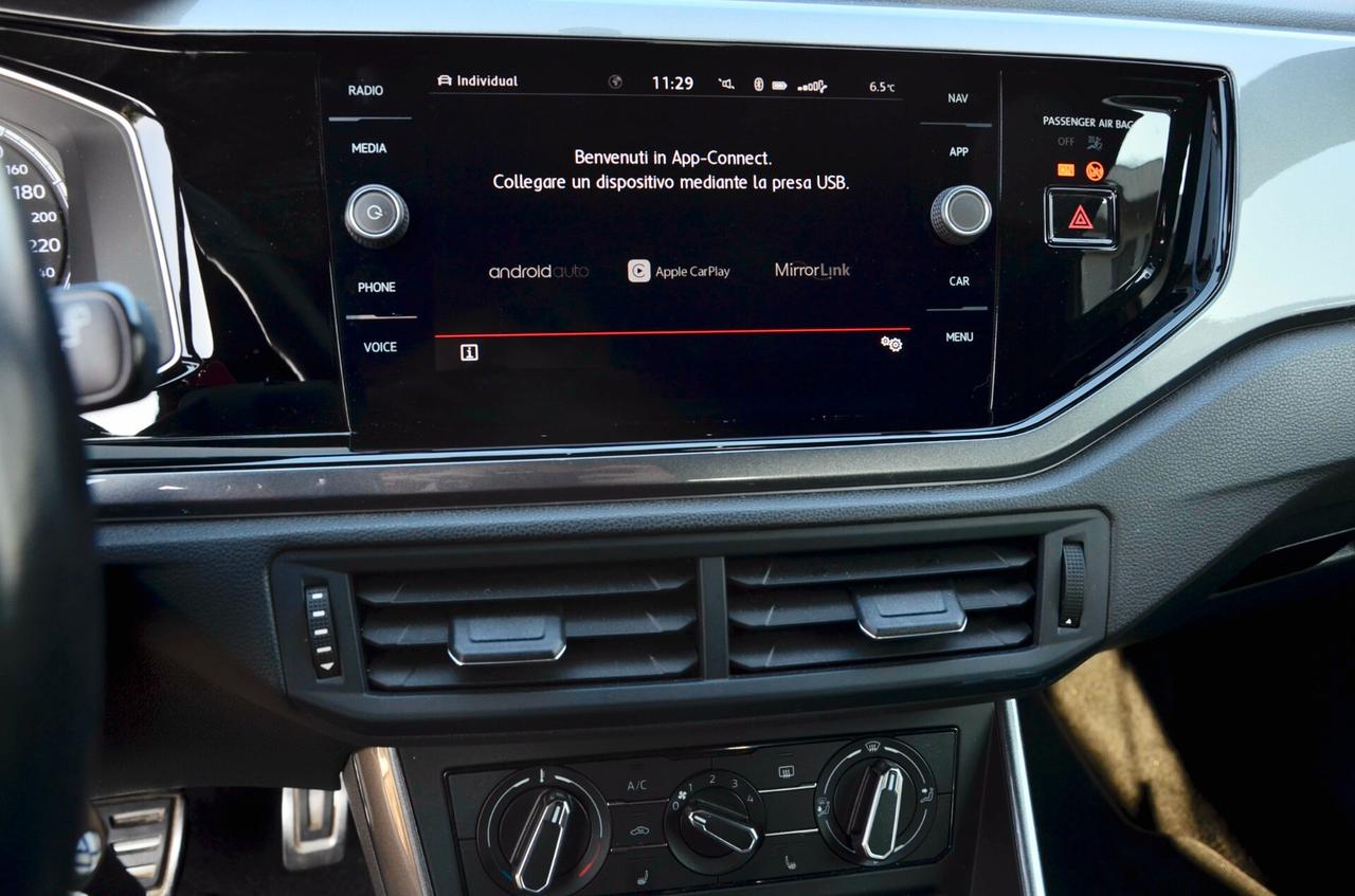 VOLKSWAGEN POLO GTI 5p 2.0 TSI 200cv DSG, SERVICE VW, EURO 6D, FARI LED, RETROCAMERA, APPLE ANDROID, 17", PERMUTE