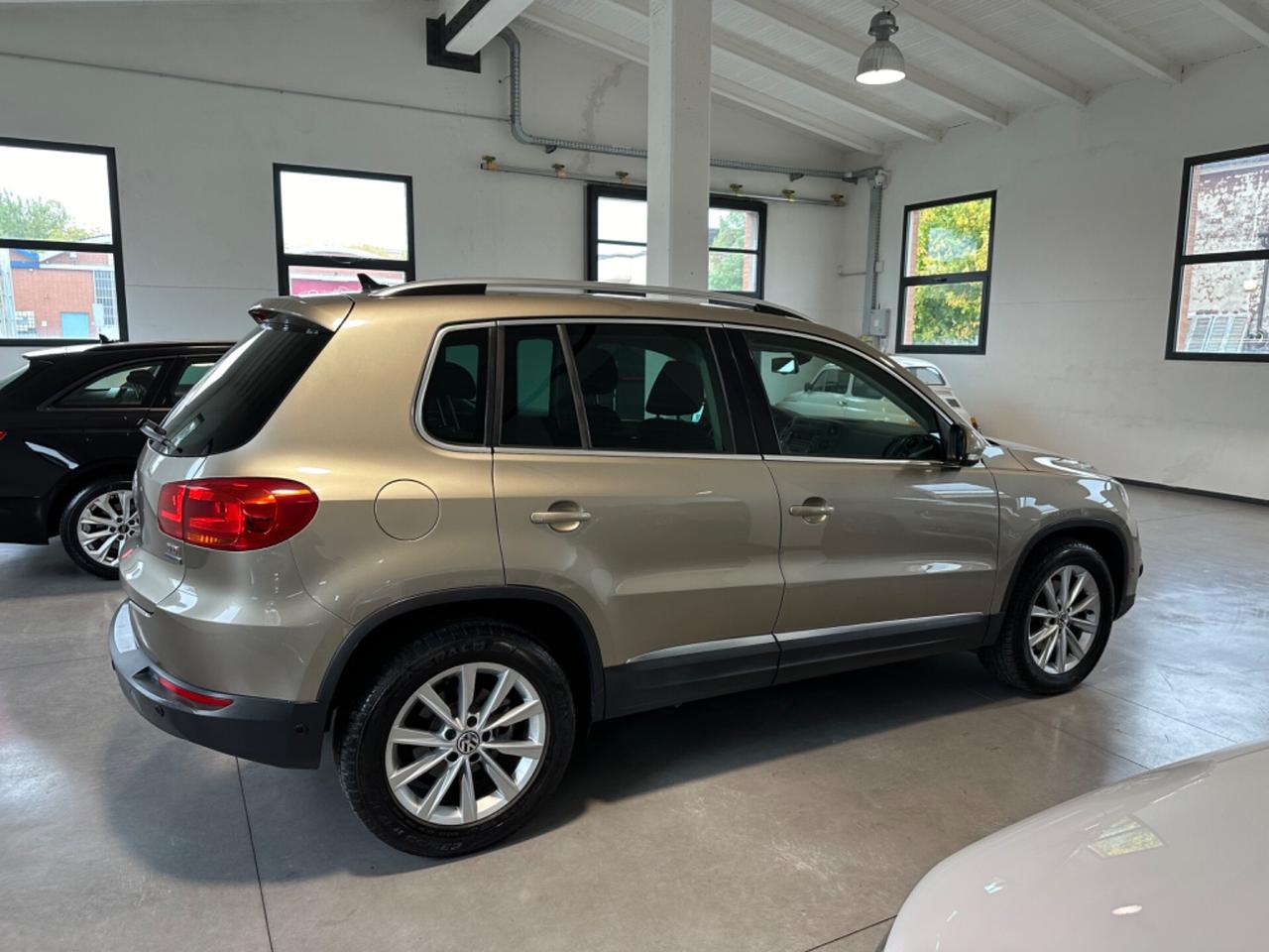 Volkswagen Tiguan 2.0 TDI 110 CV Sport & Style BlueMotion Technology