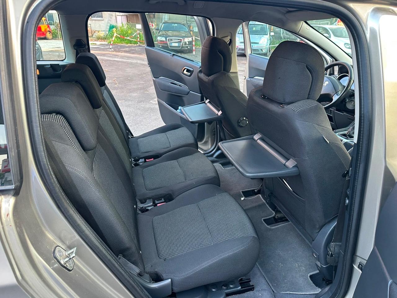 Peugeot 5008 1.6 HDi 110CV Tecno