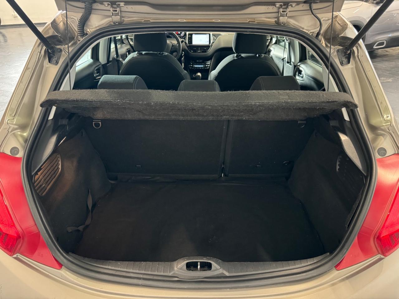 Peugeot 208 1.4 VTi 95 CV 5p. Allure FULL! NAVIGATORE!!
