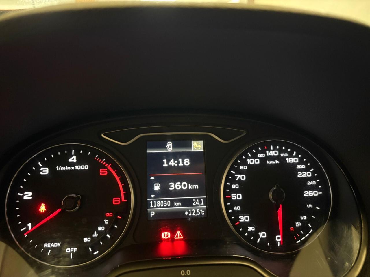 Audi Q2 30 TDI S tronic Identity Black