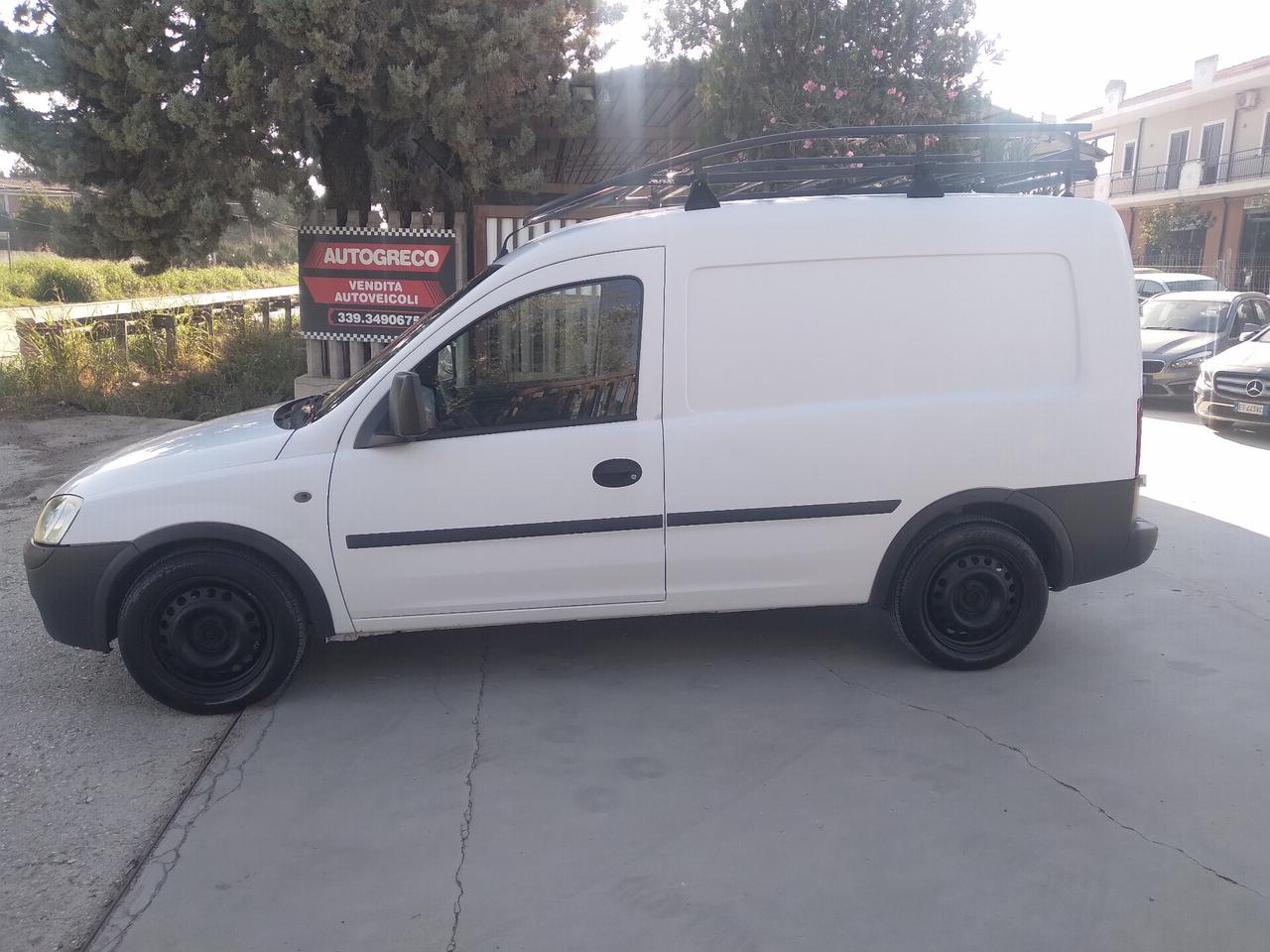 Opel Combo 1.3 CDTI 75CV