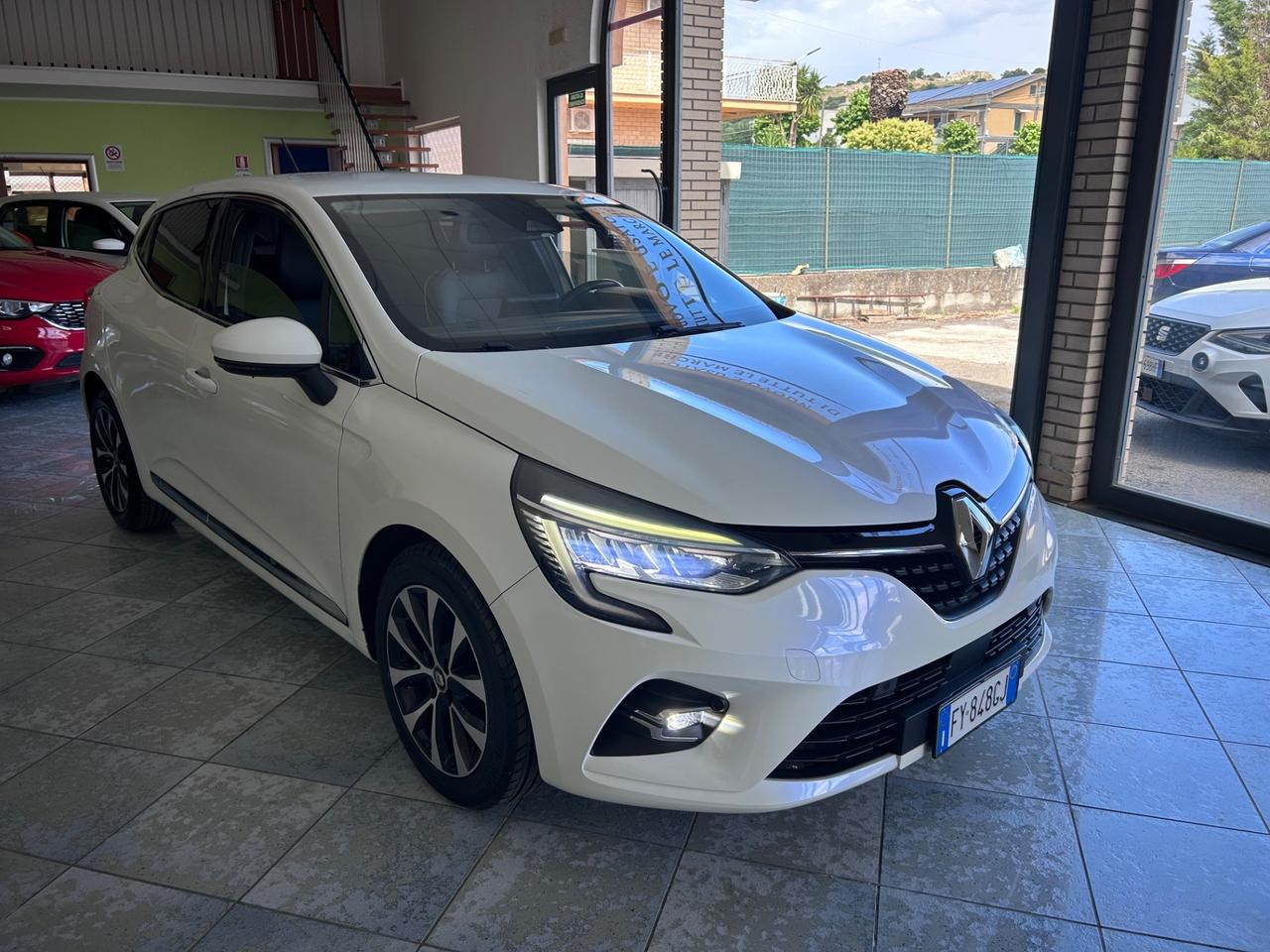 Renault Clio TCe 130 CV EDC FAP 5 porte Intens