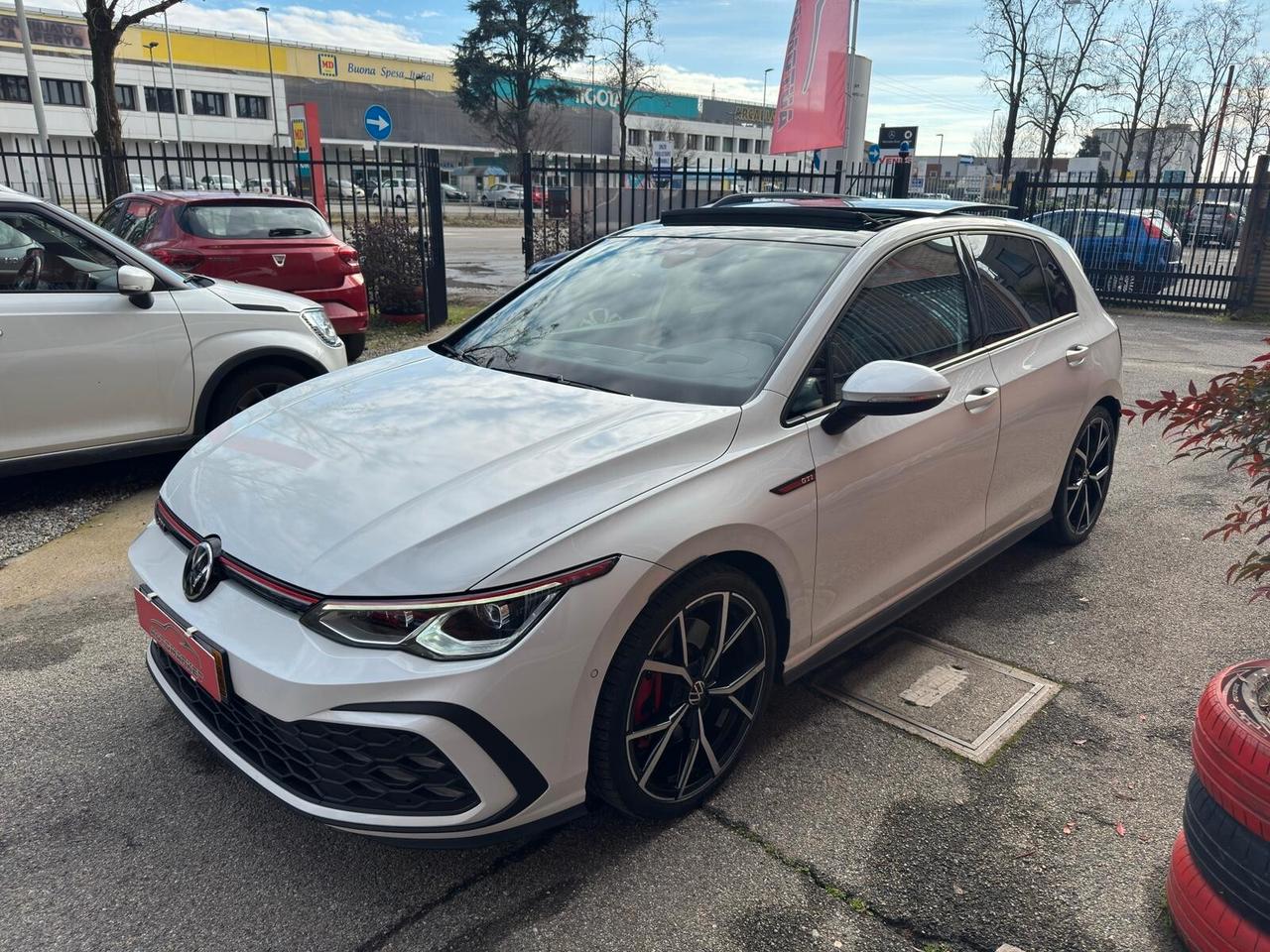 Volkswagen Golf GTI 2.0 TSI Performance 245cv dsg