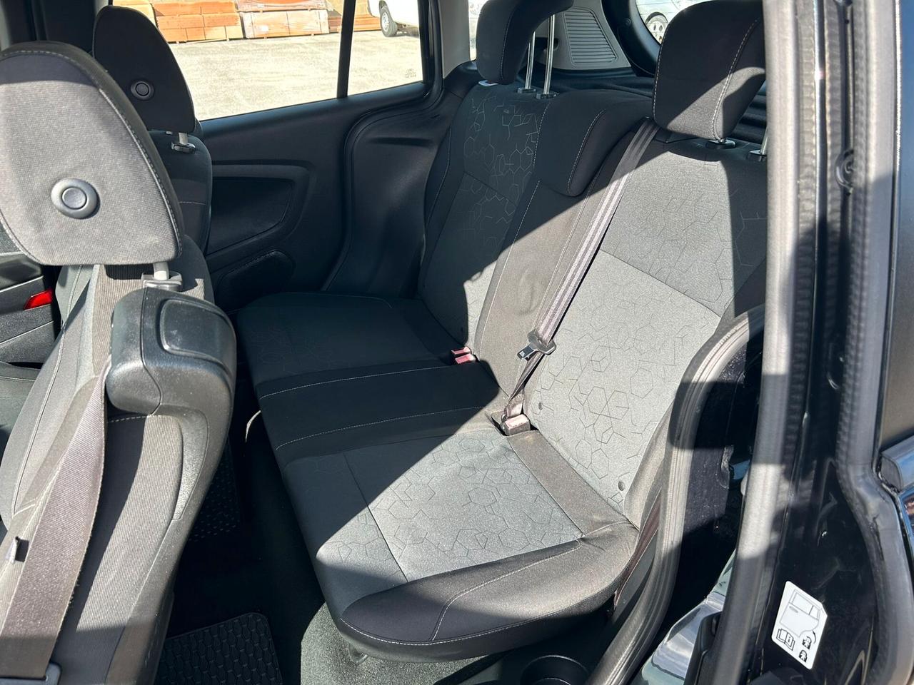 Ford B-Max 1.5 TDCi 75 CV "Titanium"