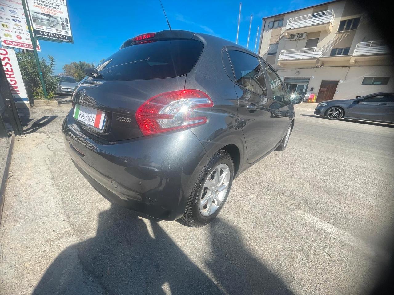 Peugeot 208 1.2 VTi 82 CV 5 porte Allure