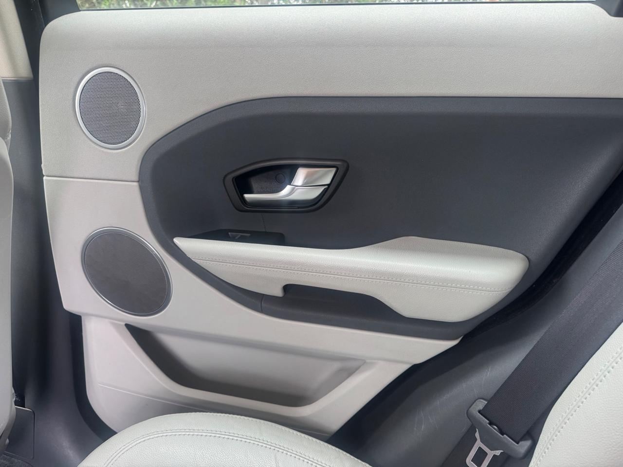 Land Rover Range Evoque 2.2 TD4 5p. Prestige