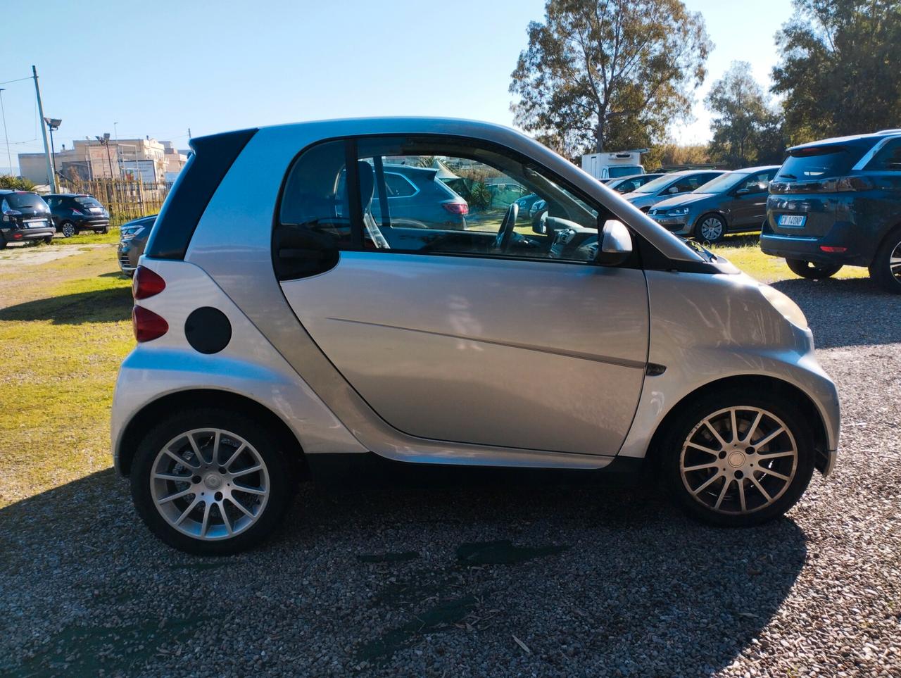 Smart ForTwo 1000 52 kW coupé limited one