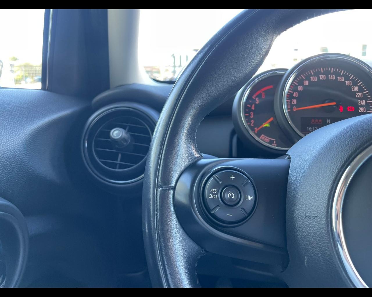 MINI Mini 5 porte (F55) - Mini 1.5 One D Hype 5 porte