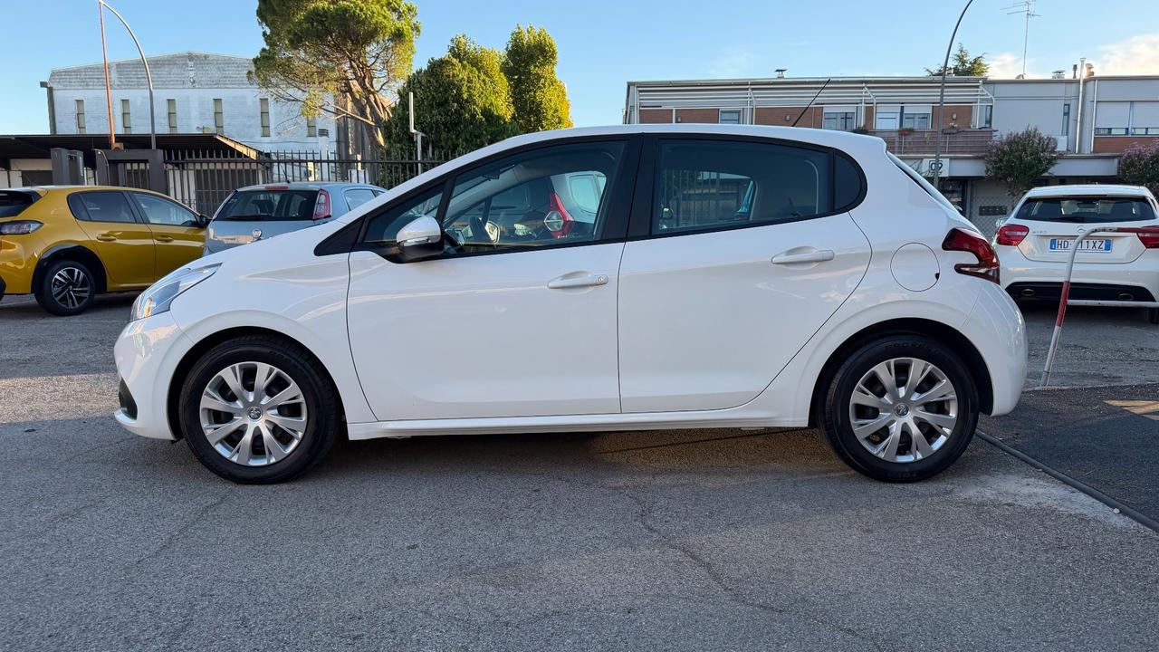 Peugeot 208 GT Line