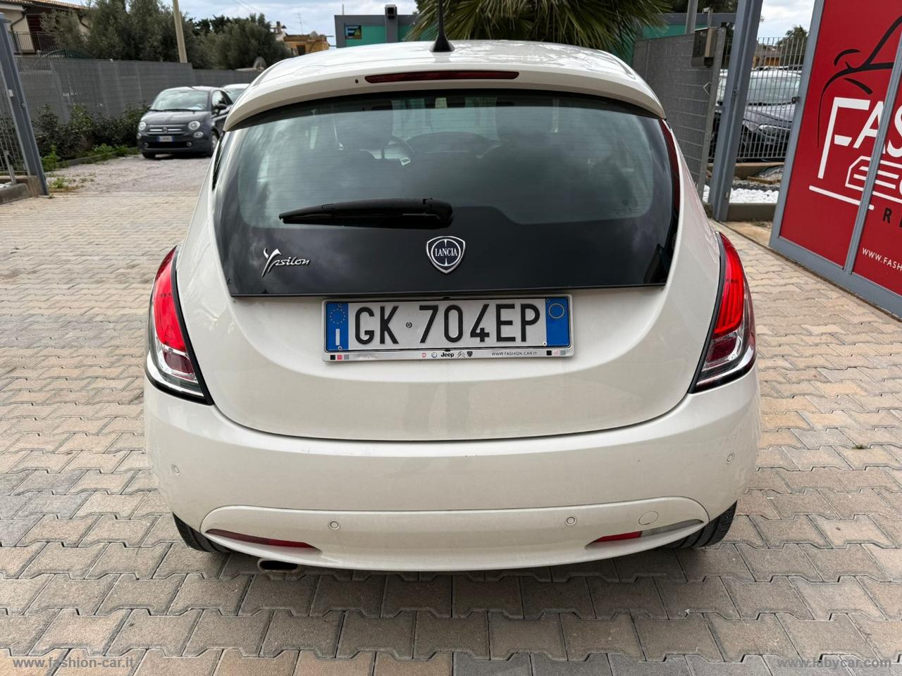 LANCIA Ypsilon 1.2 69 CV 5p. GPL Ecochic Gold