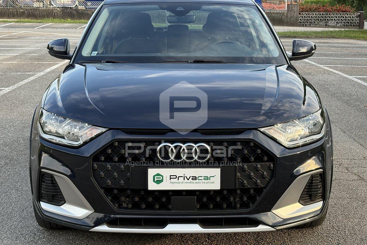 AUDI A1 citycarver 25 TFSI Admired