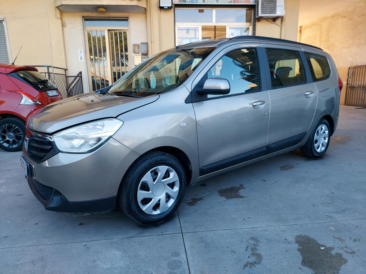 Dacia Lodgy 1.6 8V metano 140.000 km