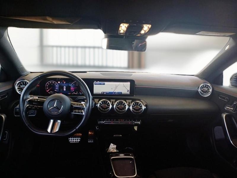 MERCEDES-BENZ CLA 200 D AMG LINE PREMIUM PLUS AUTO STATION WAGON