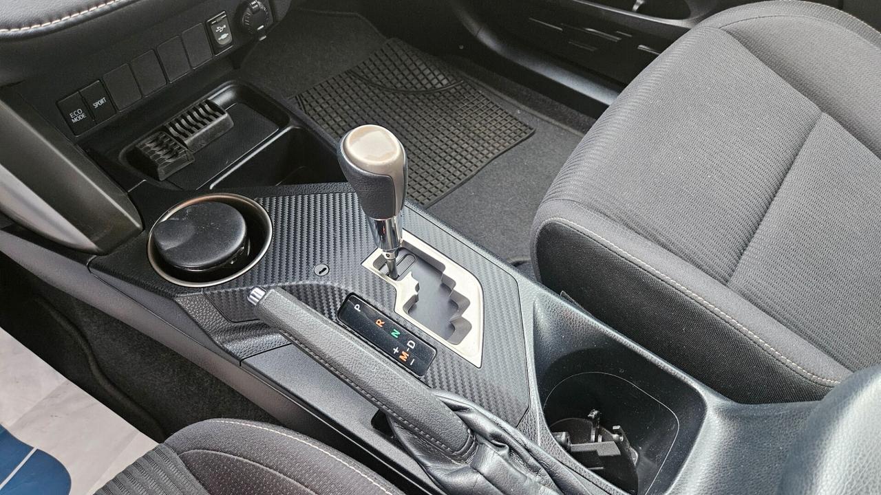 Toyota RAV 4 2.2 d-cat Active 4wd 150cv auto CAMERA-CRUISE