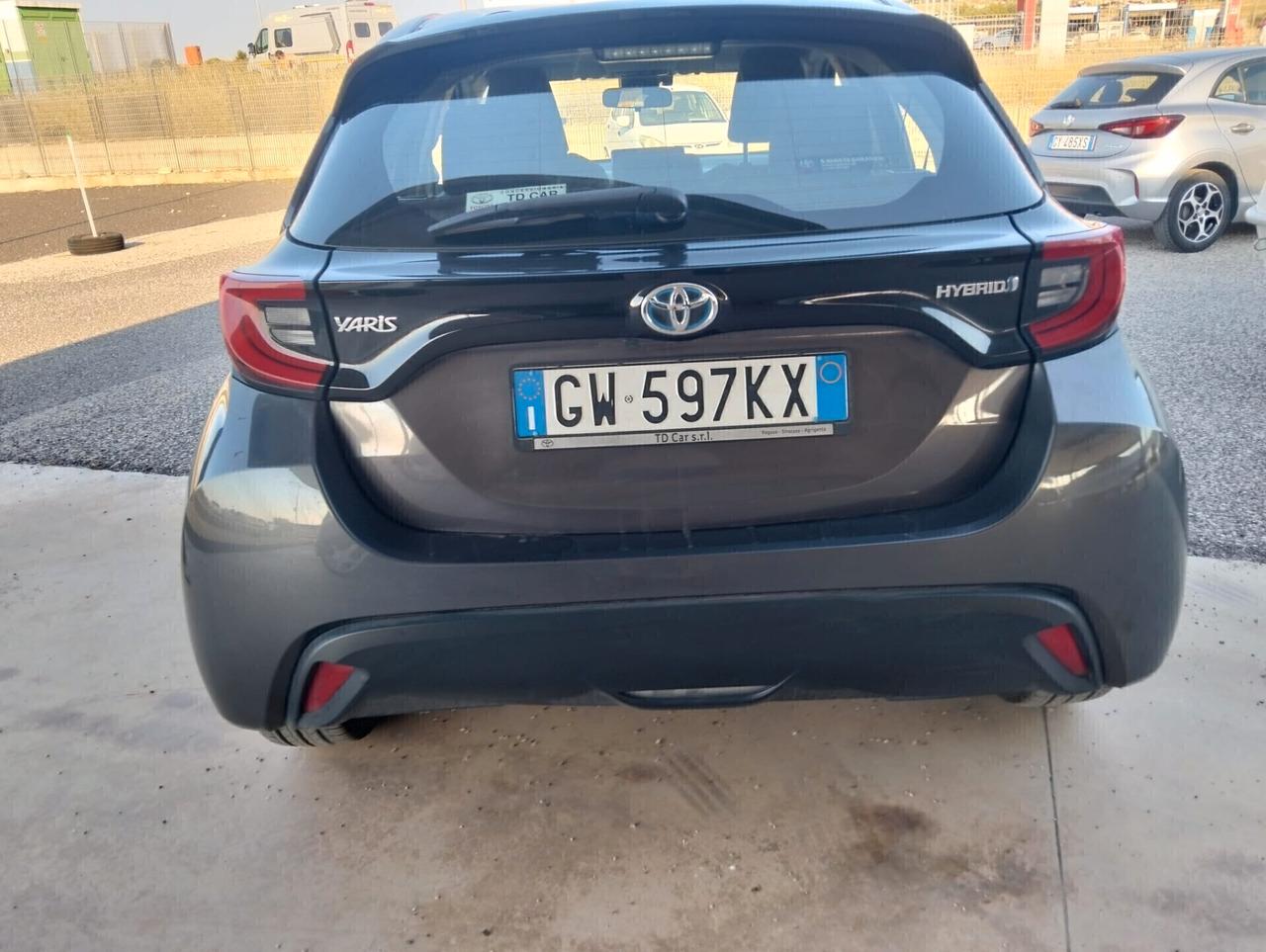 Toyota Yaris 1.5 Hybrid 5P Lounge - 2020