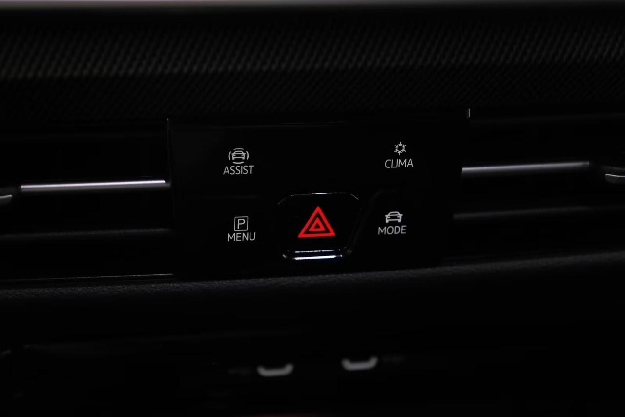 Volkswagen Golf GTI 2.0 TSI DSG 8.5 FENDINEBBIA/LED/HEAD/RETRO/