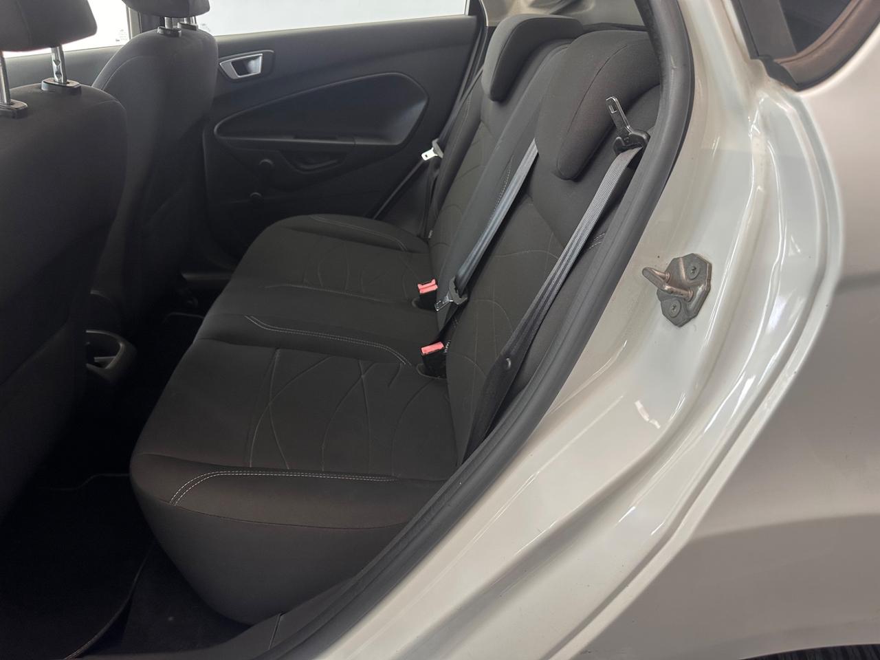 Ford Fiesta 1.4 5p. Bz.- GPL Titanium