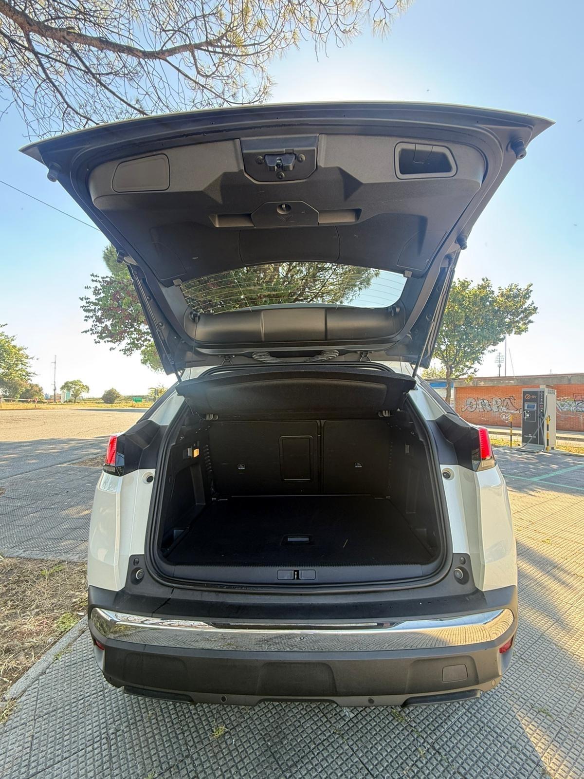 Peugeot 3008 BlueHDi 130 S&S EAT8 Allure