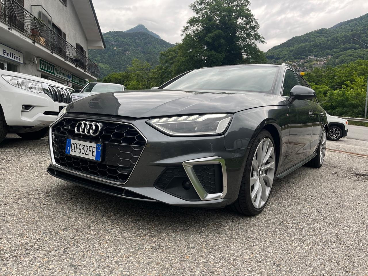 Audi A4 Avant 40 TDI quattro S tronic line edition