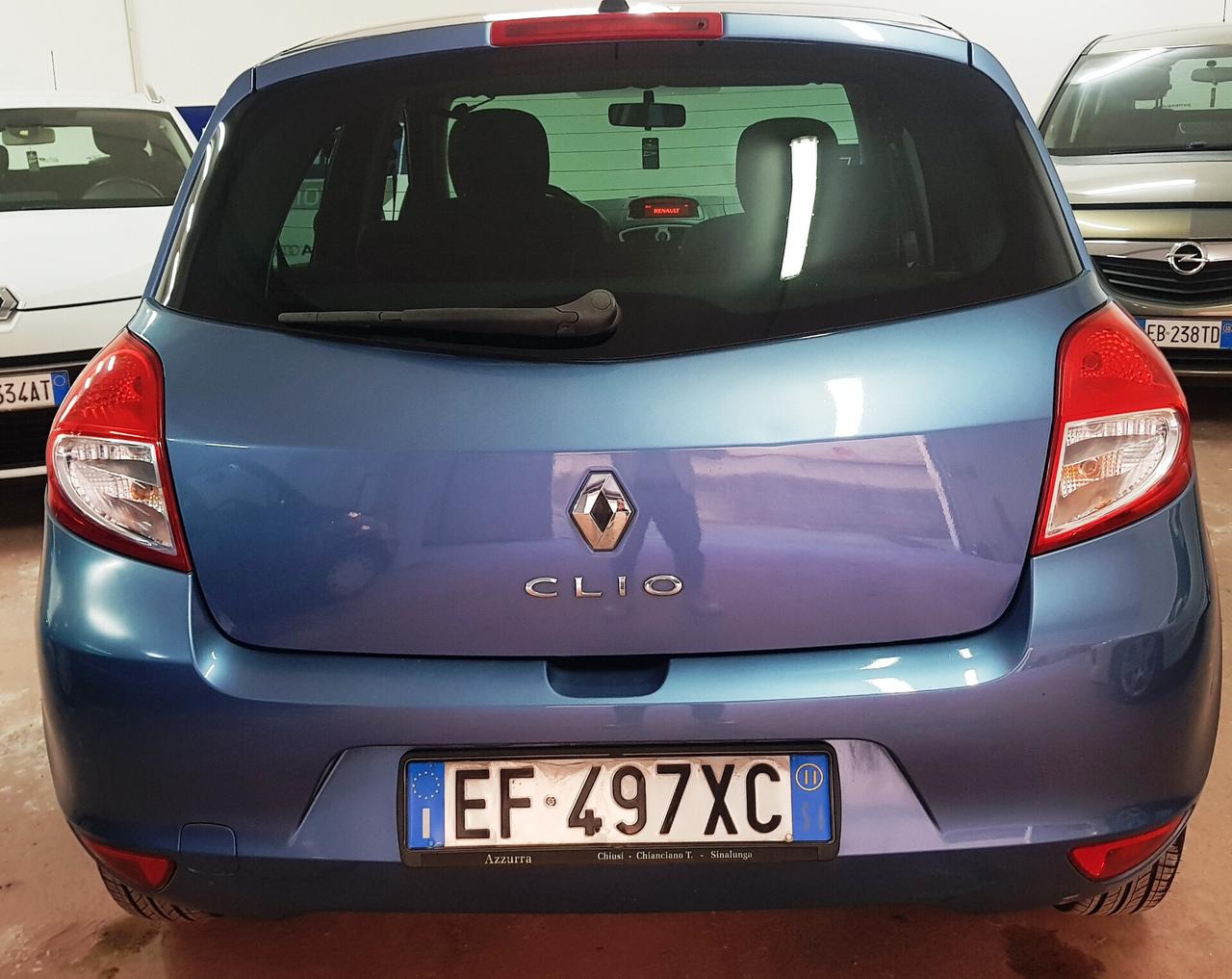 RENAULT CLIO 1.2 16V 5P SOLO 70.000 KM.03/2011