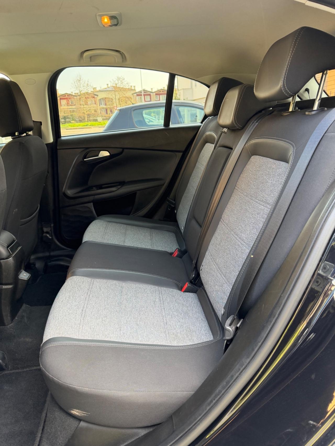 Fiat Tipo 1.6 Mjt S&S 5 porte Cross