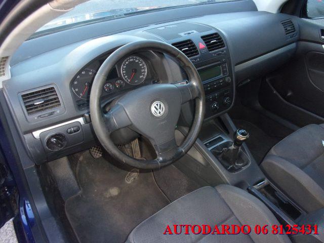VOLKSWAGEN Golf 1.6 16V FSI 5p. Comfortline