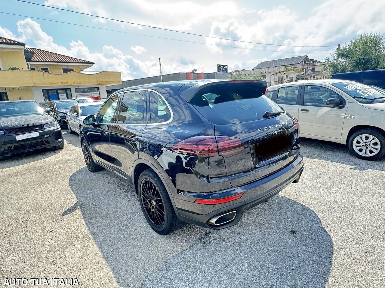 PORSCHE CAYENNE DIESEL NAVI PASM LED