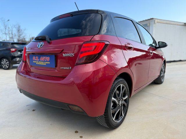 TOYOTA Yaris 1.5 Hybrid PARI AL NUOVO