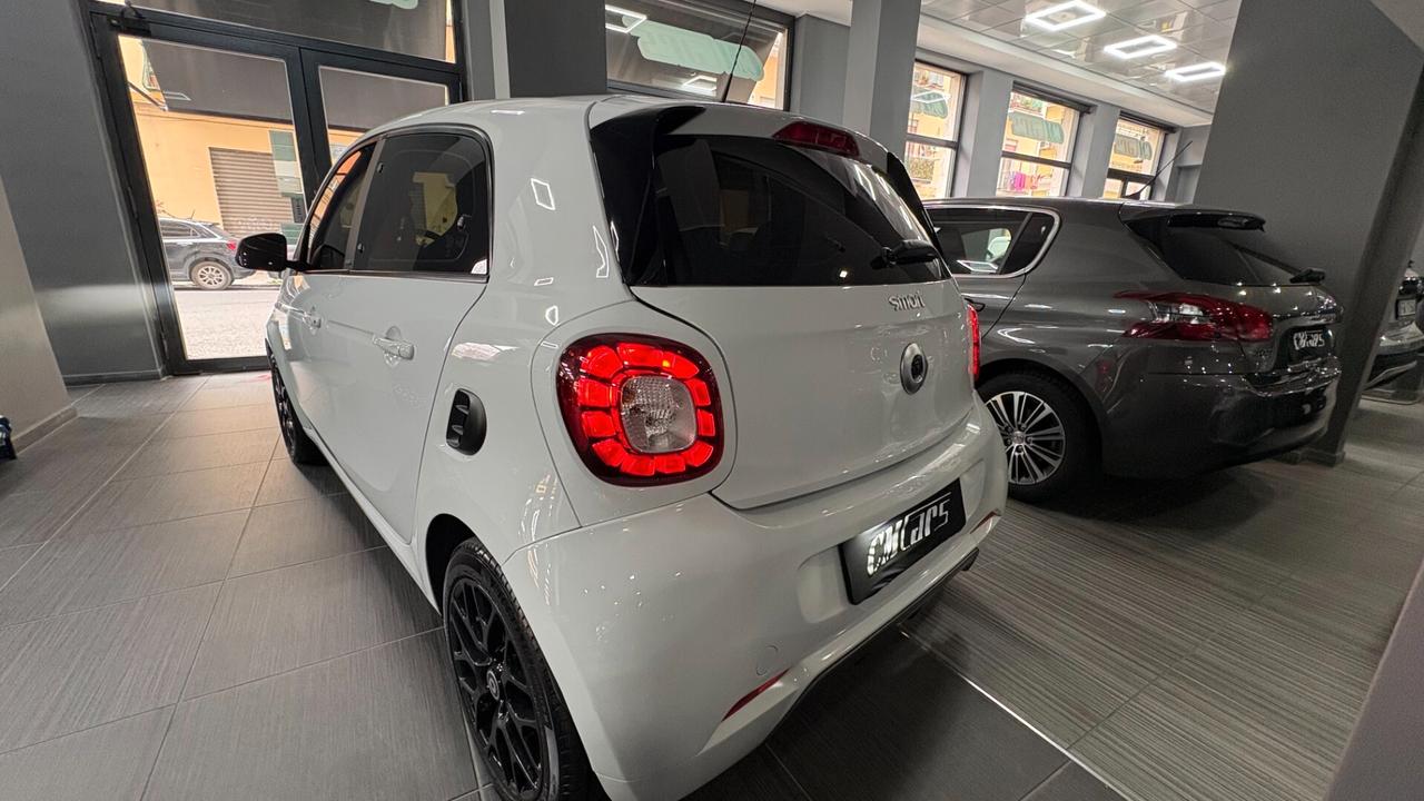 smart forFour 0.9 GPL turbo 90cv Superpassion Twinamic ITALIANA