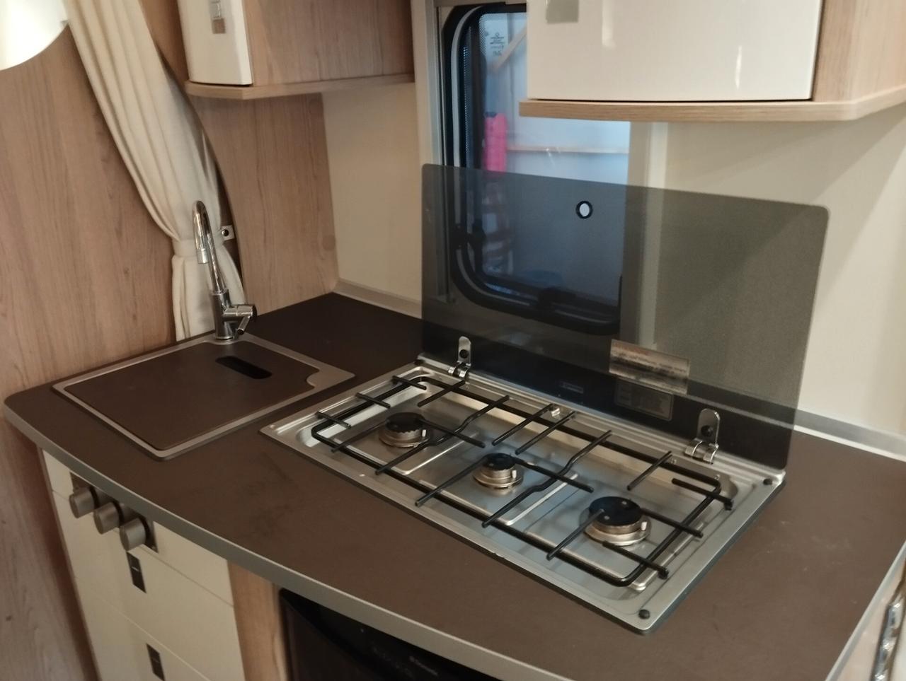 Bürstner aversu plus 510 tk 7 posti letto
