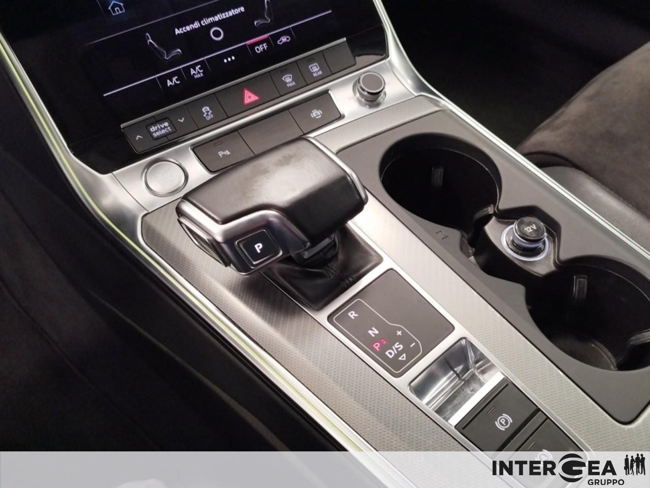 AUDI A6 Avant 40 2.0 tdi mhev Business Sport quattro s-tronic