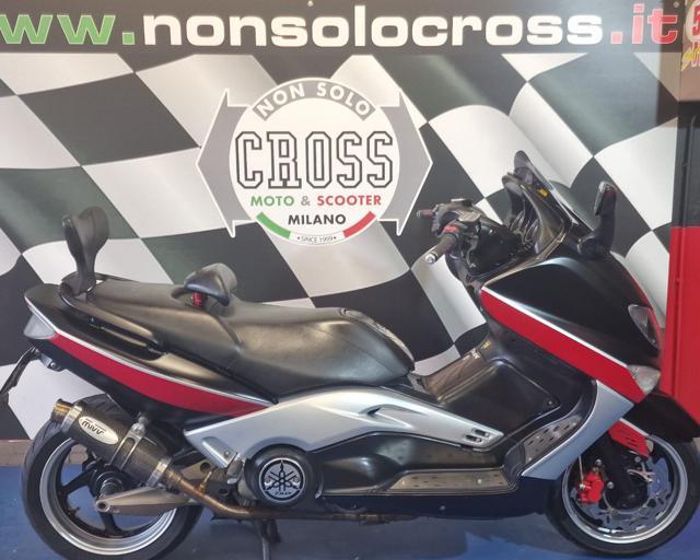 YAMAHA T-Max 500 - BLACK MAX