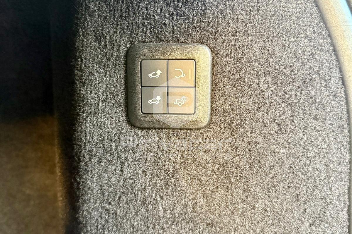 FORD Focus 1.0 EcoBoost Hybrid 155 CV Powershift SW ST-line