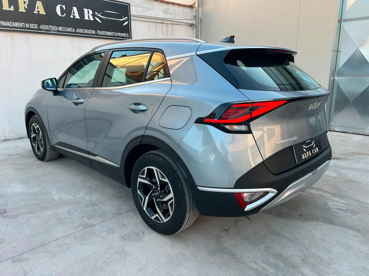 KIA SPORTAGE 1.6 CRDi MHEV 136CV 2023!!! AUTOMATICA!!!