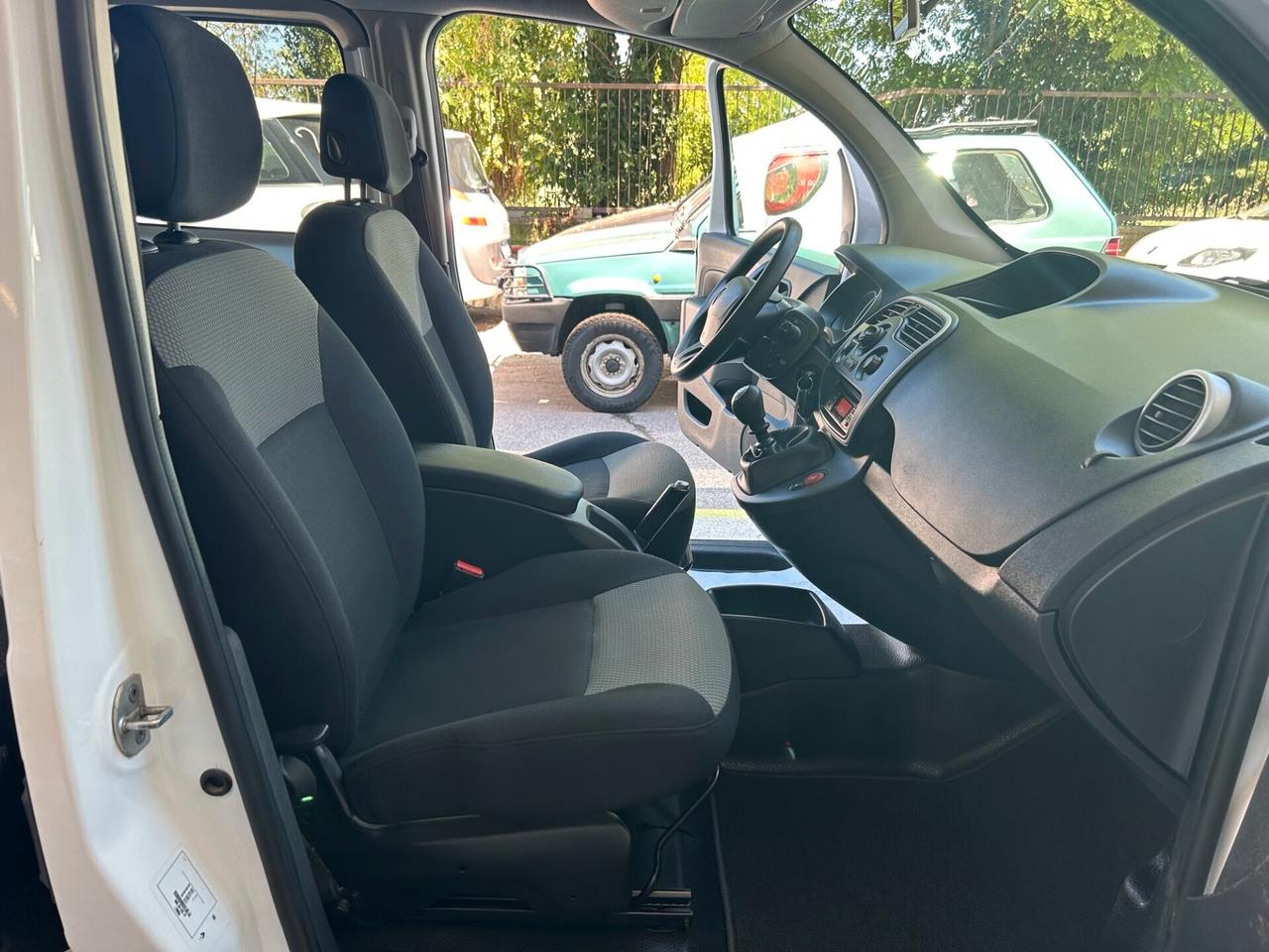 Renault Kangoo 1.5DCI MAXI AUTOCARRO 4P GARANZIA24