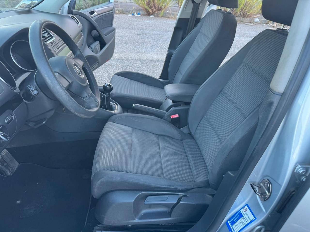 Volkswagen Golf 1.2 5 porte PER NEOPATENTATI