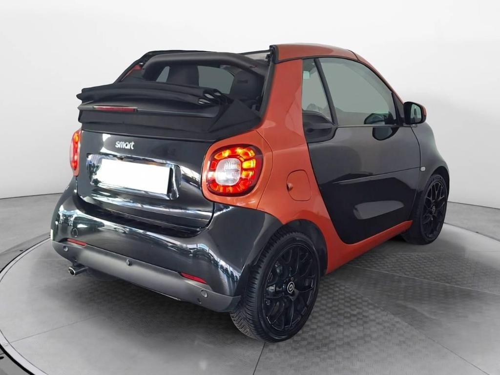 Smart fortwo cabrio 0.9 Turbo Radical twinamic