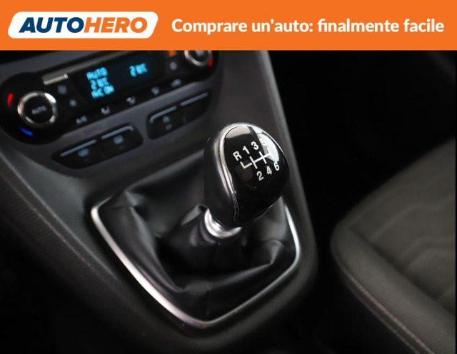 FORD Tourneo Connect 7 1.5 TDCi 120 CV Titanium